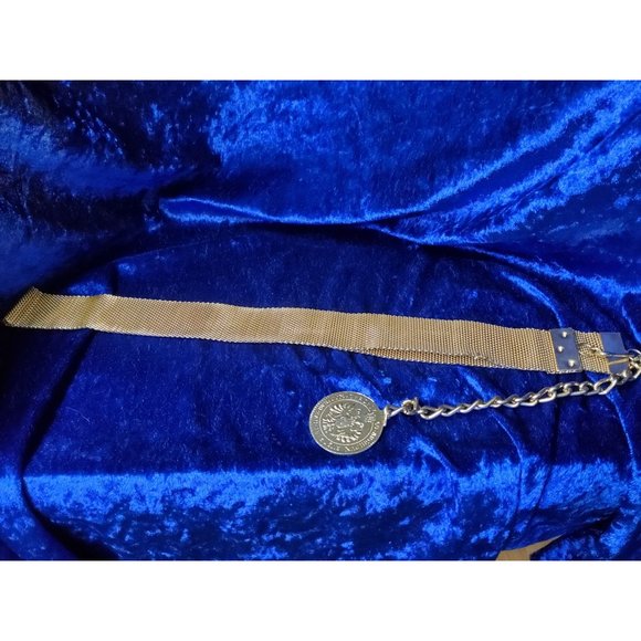 Vintage Gold tone Mesh Belt with Faux Maria Theresa Coin, Adjustable, 32"- 40" p - Picture 3 of 4